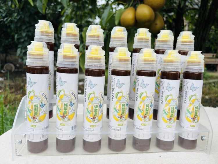 特色梨膏一支28元